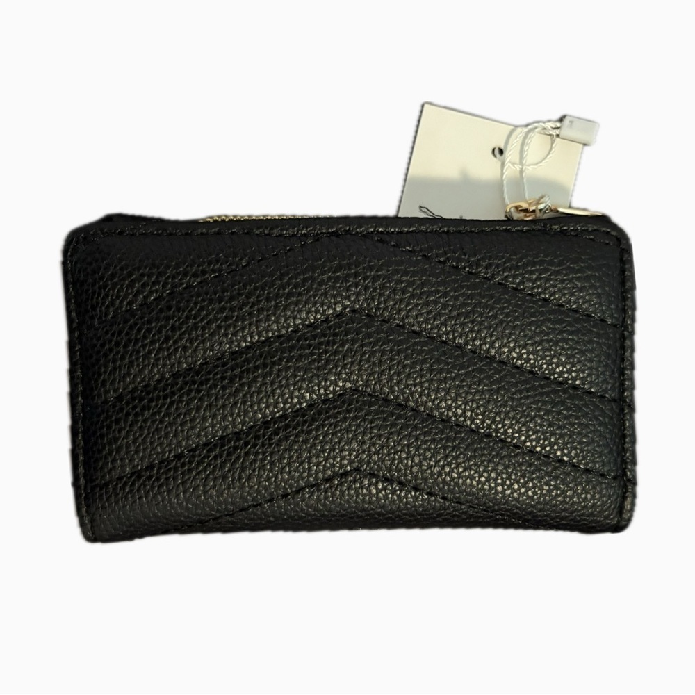 HALSTON Heritage Black Quilted Wallet NWT - Picture 4 of 4